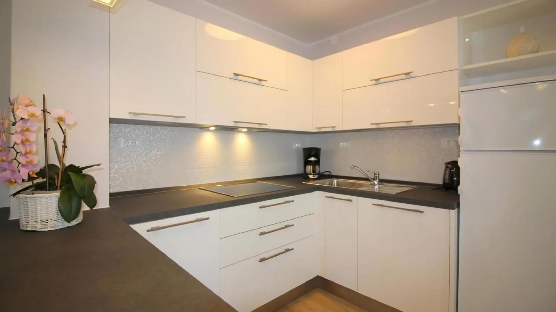 Apartment Ferienwohnung In Porec Mit Balkon, In Strandnaehe Croatia